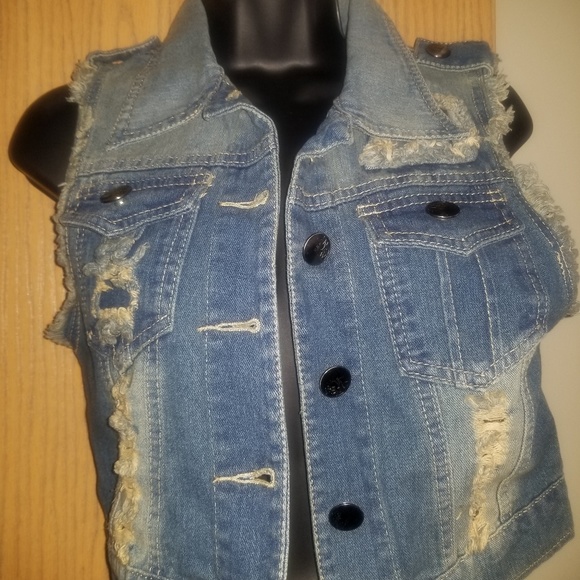 Angel brinks crop jacket - Picture 2 of 3